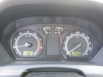Škoda Fabia 1 Kombi 1.4i 59 kw,R.V 2006,STK 1/2027. - 8