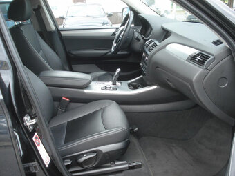 BMW X3 2.8 i X-Drive AUT. NAVI KŮŽE - 8