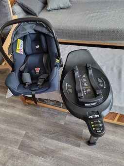 Vajíčko se základnou na Isofix - 8