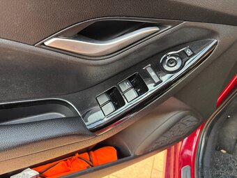 Hyundai ix20 1.6 CVVT, 91kw, 1.majitel, ČR, Ověření CEBIA - 8