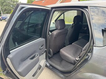 Renault Scenic - 8