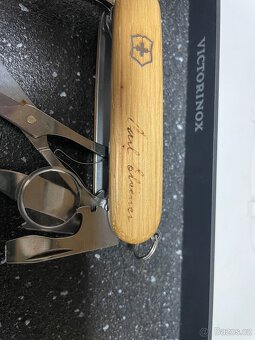Victorinox limited edition 2013 - 8
