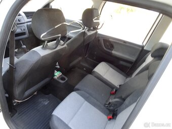 Škjoda Roomster 1.2 74,.tis.km, 1.majitel - 8