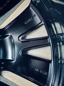 Originál letní R19 kola Mercedes E All Terain - 8