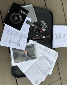 Triumph street triple 765 R (8tis KM) - 8