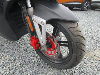 Maxon Blade 125 JJ125T-13, 1. maj. - 8