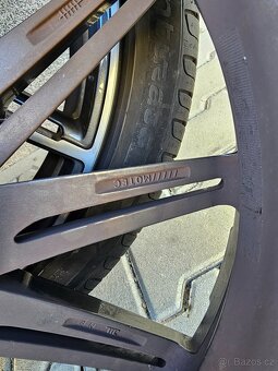 5x112 r19 Motec - 8