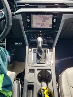 Volkswagen Arteon 2.0TDi 147kW ELEGANCE 4x4 "REZERVACE" - 8