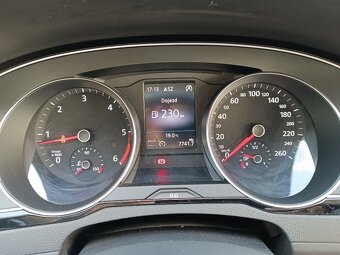 Prodám VW Passat B8 1.6 TDI, 88 kW (120 k), r.v. 2018 - 8