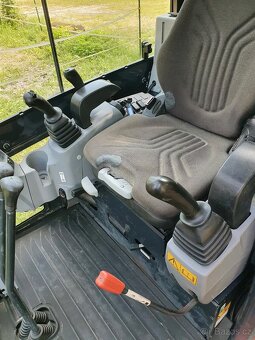 Minibagr Kubota Kx019 / r.v. 2019 / 1,9t / roztah. podvozek - 8