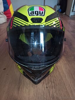 Integrální helma=Valentino Rossi - 8
