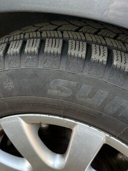 Volkswagen Golf 5 - 8