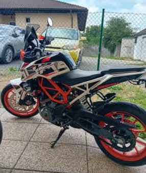KTM duke 390 - 8