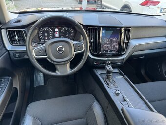 Volvo XC60 2.0 AWD 140kW Geartronic Panorama Kamera Tažné - 8