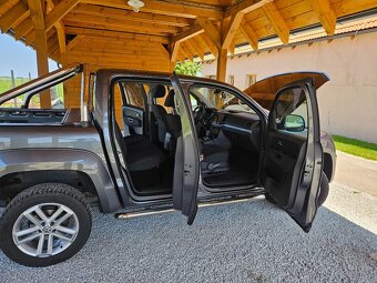 VW Amarok 3,0 V6 TDI 4Motion 8AUT HighLine - 8