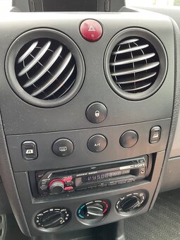 Berlingo 1.6hdi 75 Image - 8