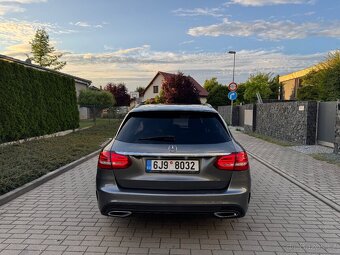 Mercedes Benz C250D 4MATIC AMG 9G-Tronic - 8