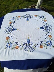 NÁDHERNÝ LUXUSNÍ SVÁTEČNÍ UBRUS vel.85cm/85cm - 8