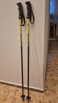 Lyže Atomic Redstar 130cm a hůlky Fischer 95cm - 8