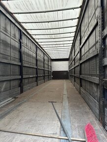 Schwarzmüller - dvojitá podlaha - 8