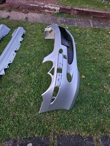 Prodám dìly na mercedes sl - 8