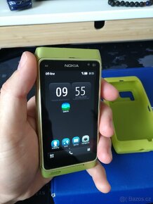 Nokia N8 - vč. komplet příslušenství - 8