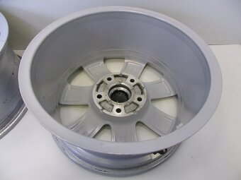 4x alu disky VW Touareg 7,5x17 ET50 5x130x71,5 - 8
