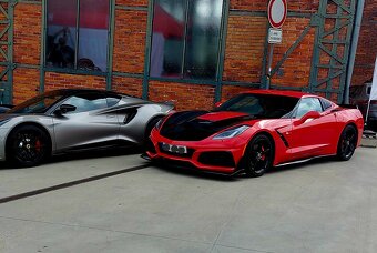 Corvette C7 - 8
