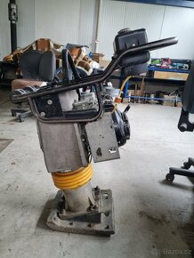 Jcb vibromax vibracni pěch - 8