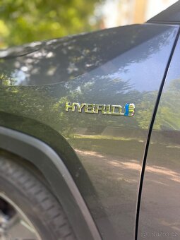 Toyota Rav4 Hybrid 2.5 - 8