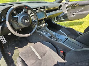 Toyota GR86 - 8
