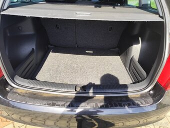 Škoda Fabia 1.6 TDI,r.v.9/2011,klima, combi - 8