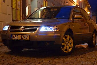Volkswagen Passat B5.5 2.3 V5 - 8