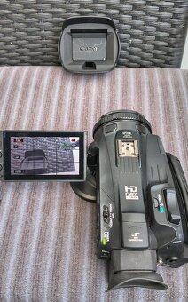 video kamera Canon HF G40 + příslušenství - 8