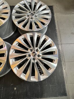 Škoda Enyaq r20 nove TOP dvourozmer - 8