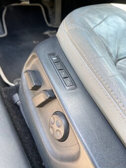 Škoda Octavia II L&K 2.0TDI, PDC, Navi - 8