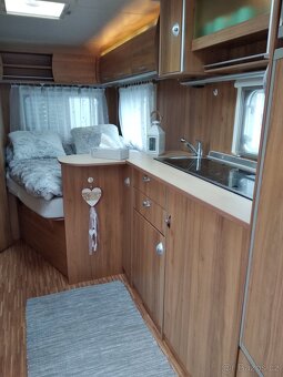 Karavan Bürstner Averso 465 - 8