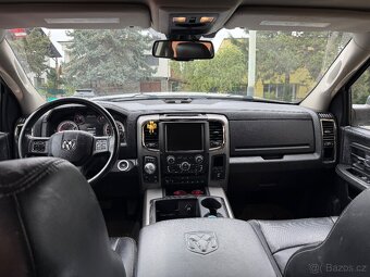 Dodge RAM - 8