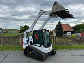 Pásový nákladač UNC Bobcat T590, pouze 1700mth + KLIMA - 8