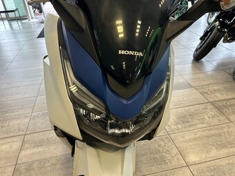 Honda Forza 125 2017 ČR 5.300km - 8