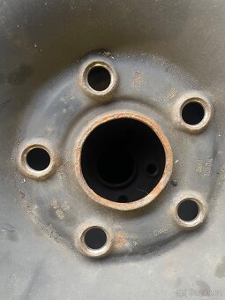 Zimní pneu 195/65/15 Continental na disku 5x112 - 8