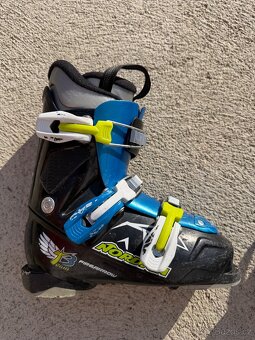 Dětské lyže a boty - 8