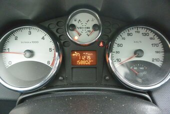 PRODÁM Peugeot 207 1.6 HDi SW Premium Outdoor, NOVÉ ROZVODY - 8