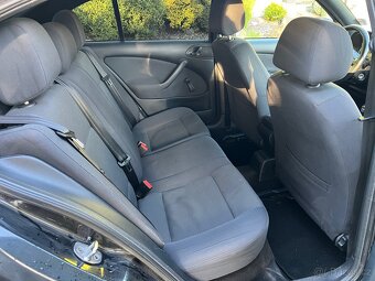 Škoda Octavia 1.9 TDI 74kW RS PAKET - 8