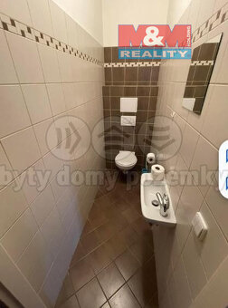 Pronájem kancelářského prostoru, 156 m², Třinec, ul. 1. máje - 8