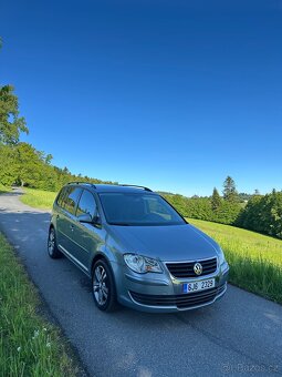 VW Touran 1.9TDi United 7 místný - 8