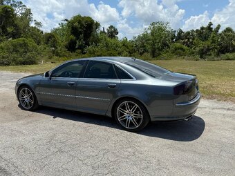 AUDI S8 5.2 V10 2008 - 8