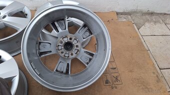 Alu kola Škoda 16" 5x100 6J ET38 Scala Fabia Kamig - 8