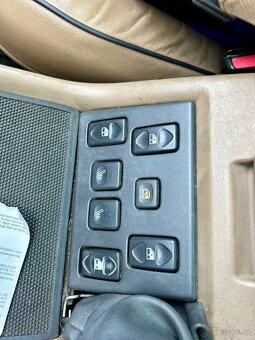 Land Rover Discovery II - 8