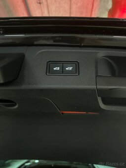 Volkswagen Passat B8 Estate 2.0 TDI DSG 140 kW, 2020 - 8